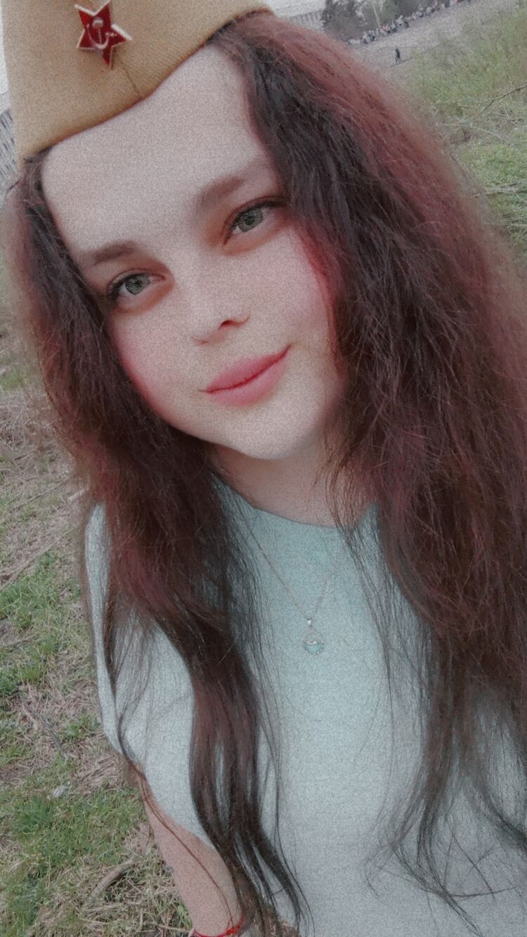  ,   Darya, 22 ,   ,   