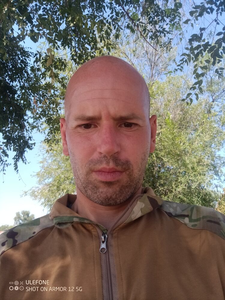  45532684  Twerdochkleb, 41 ,    