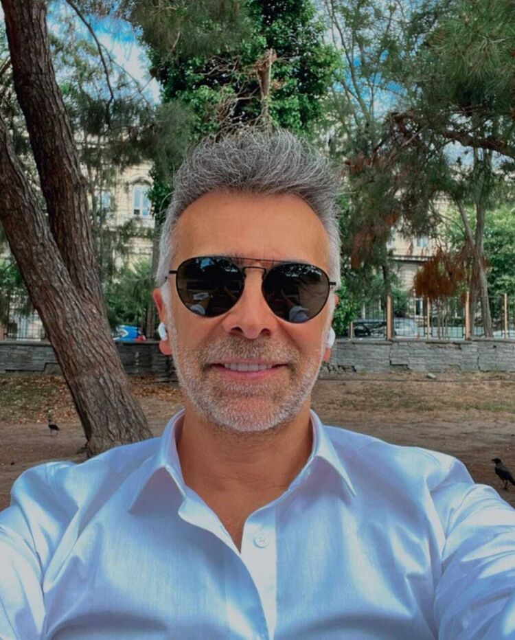  51981094  William, 60 ,    