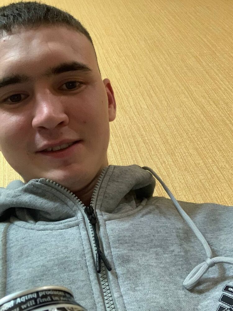  48479554  , 19 ,    