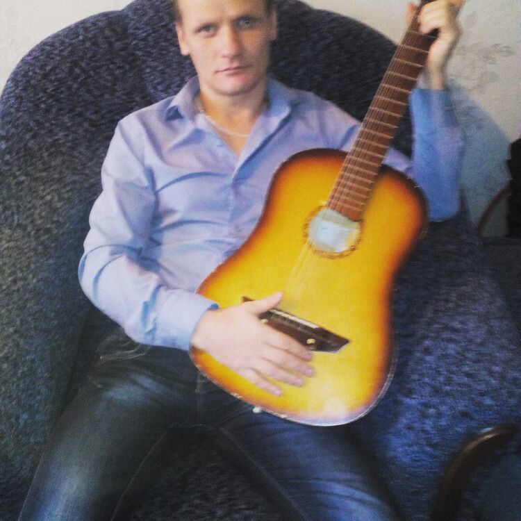  ,   Nikolay, 45 ,   c 
