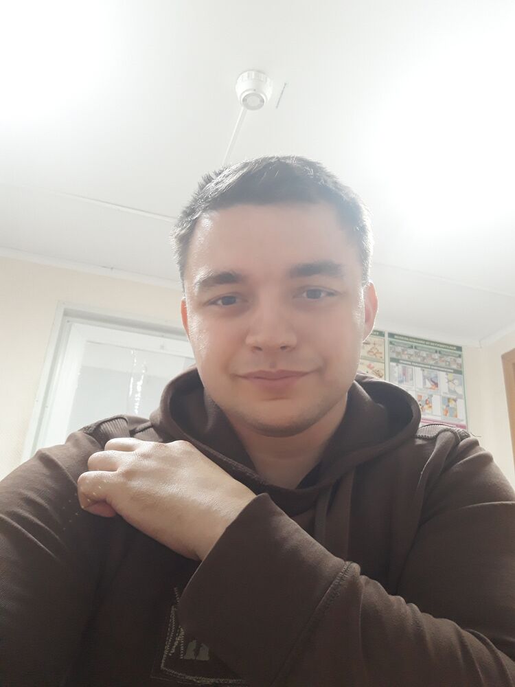  ,   Vlad, 33 ,   ,   , c , 