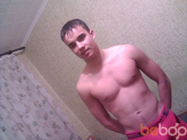  ,   Artem, 33 ,   ,   , c , 