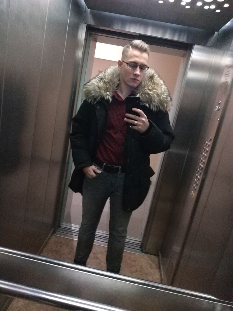  14436724  Valik, 26 ,    
