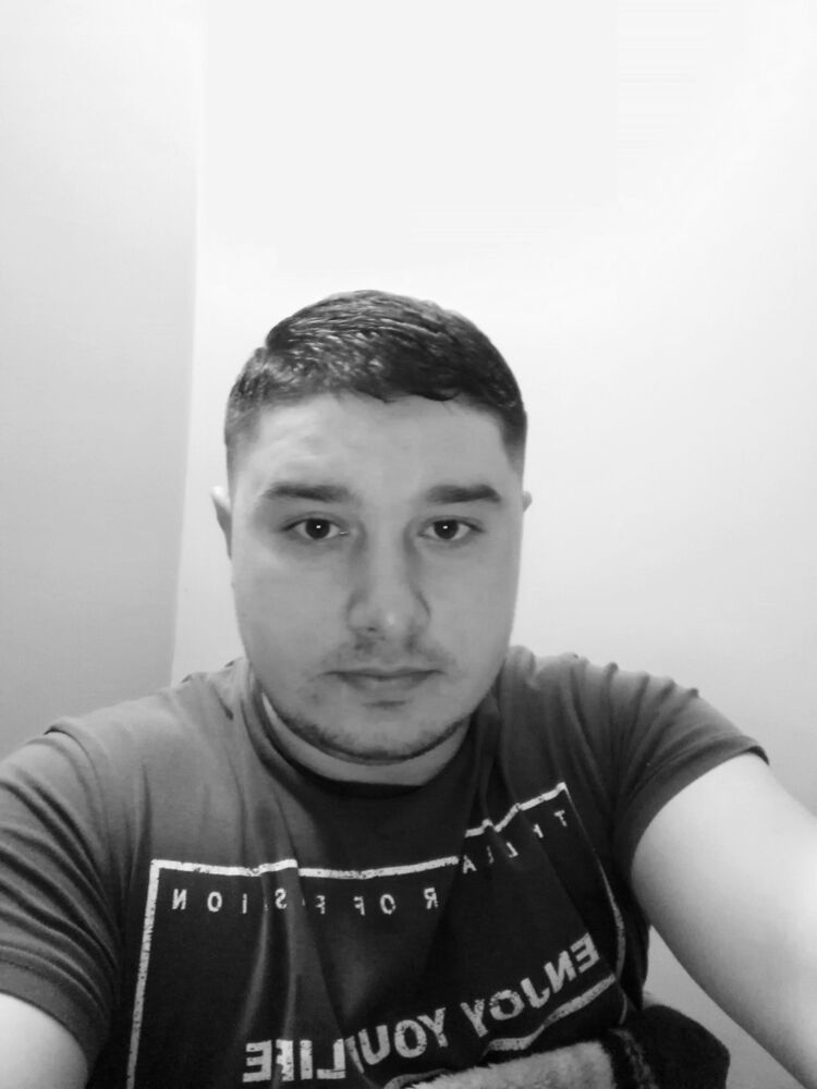  16038854  Marcus, 32 ,    