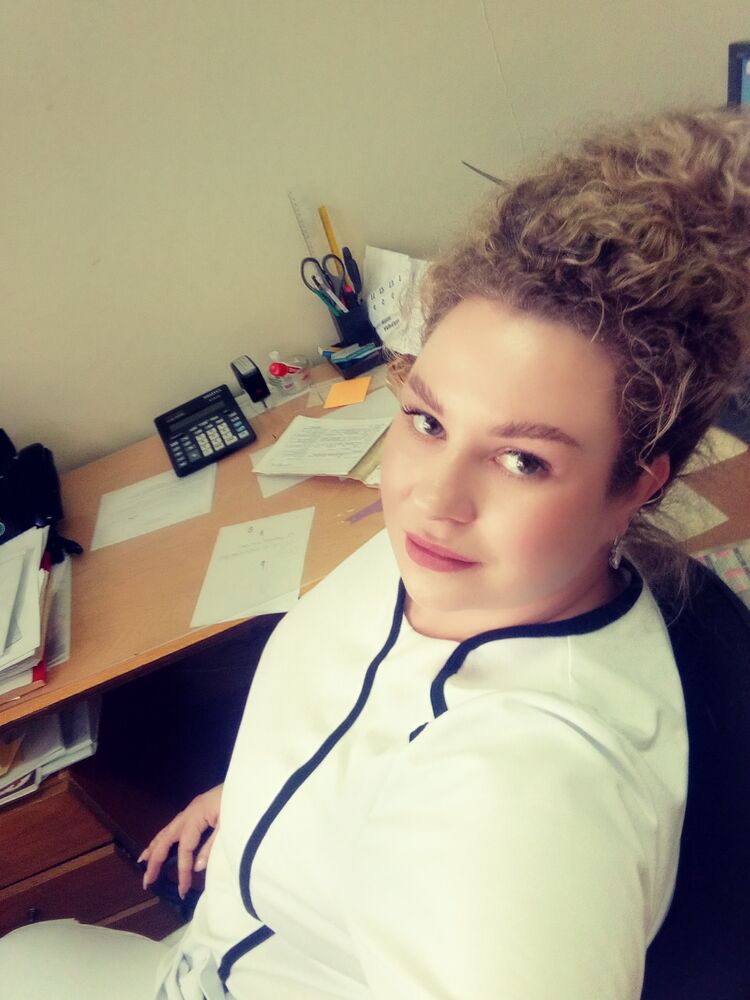   ,   KRISTIN A, 37 ,   c 