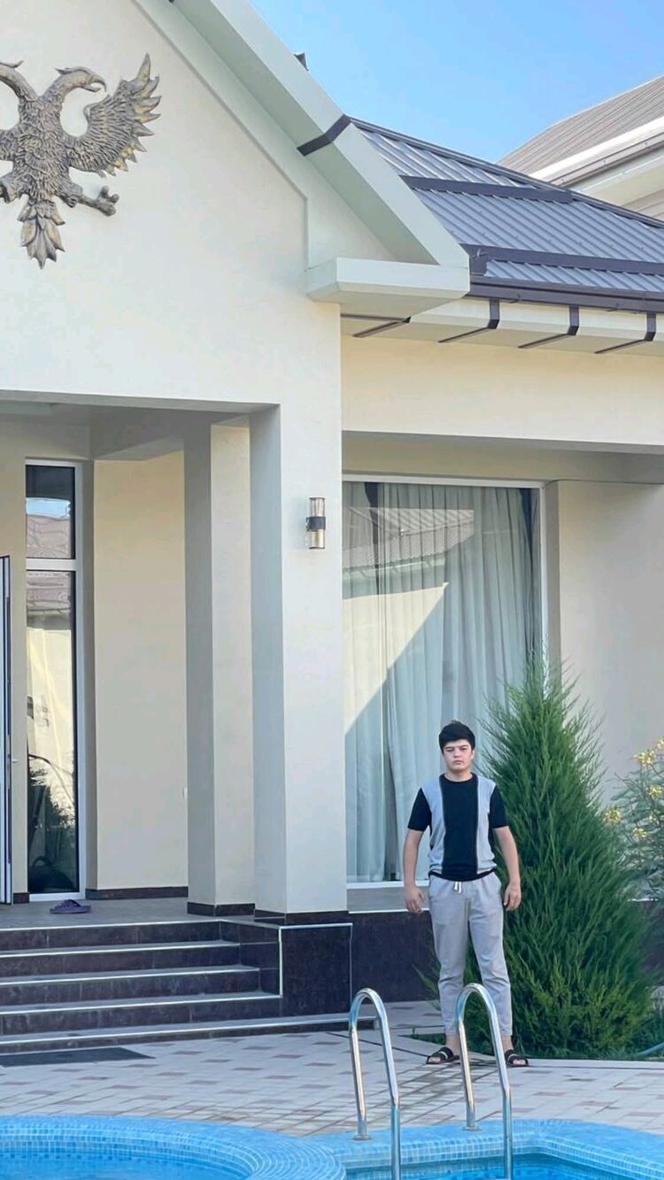  ,   Abubakr, 20 ,   ,   