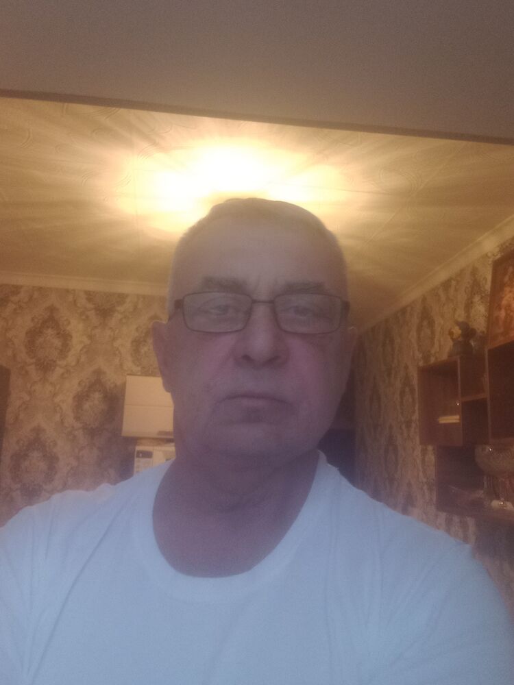  40933534  Alexander, 55 ,    