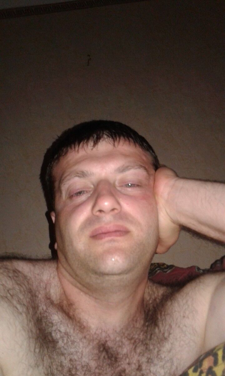  10007164  Giorgi, 42 ,    