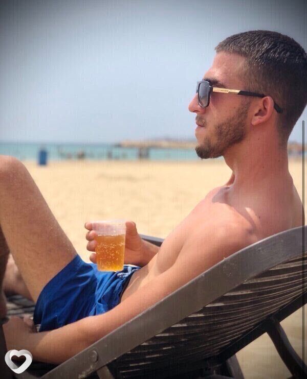  43277304  Nouh, 23 ,    