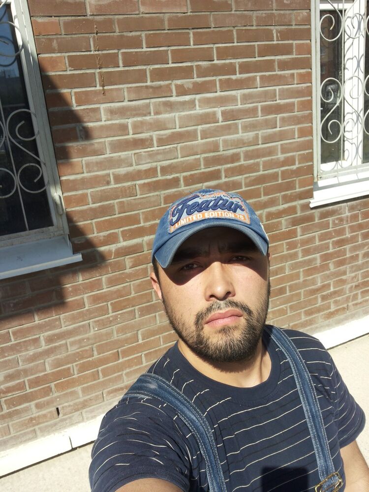  8509294  Ahrorbek, 33 ,    