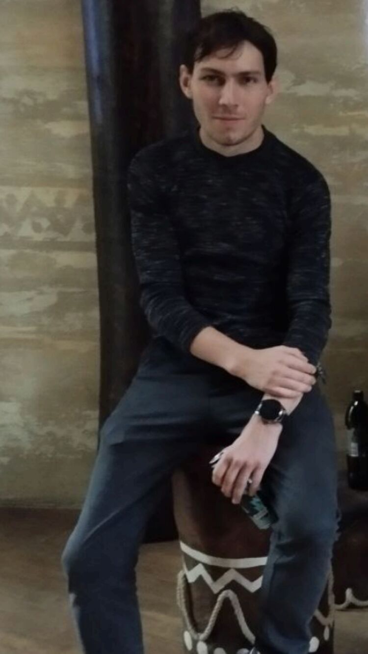  ,   Viktor, 24 ,   ,   , c 