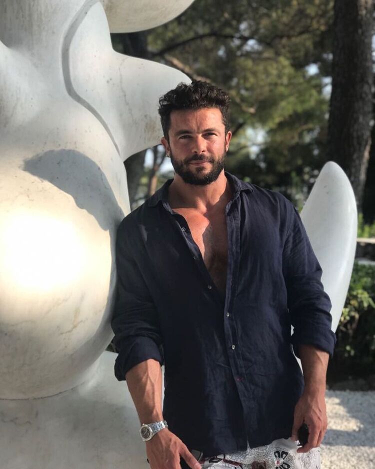  53827644  , 37 ,    -