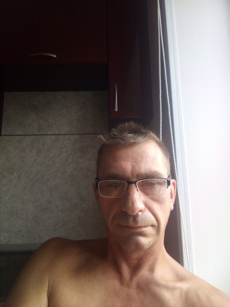  21305244  , 53 ,    