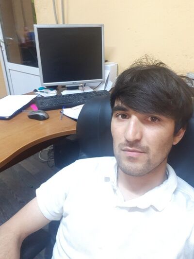  ,   Firuz sharip, 28 ,  