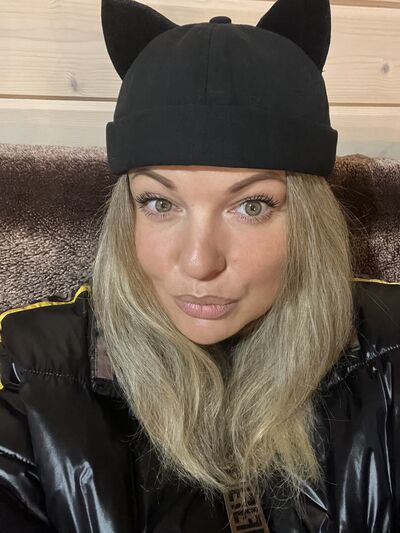  -,   Galla, 42 ,     , c 