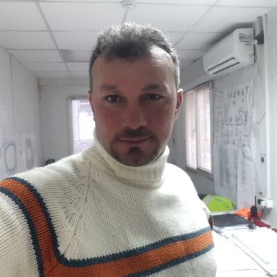  ,   Ali, 41 ,   ,   