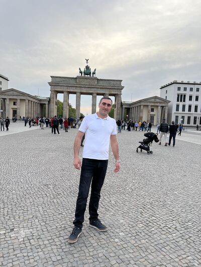  ,   Grigor, 35 ,   ,   