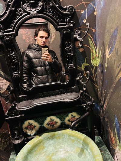  ,   Maksim, 23 ,   ,   
