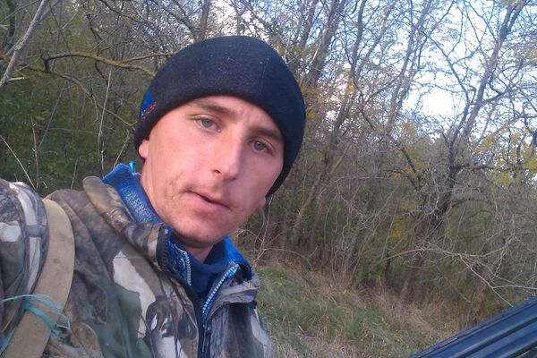  ,   Oleg, 38 ,   