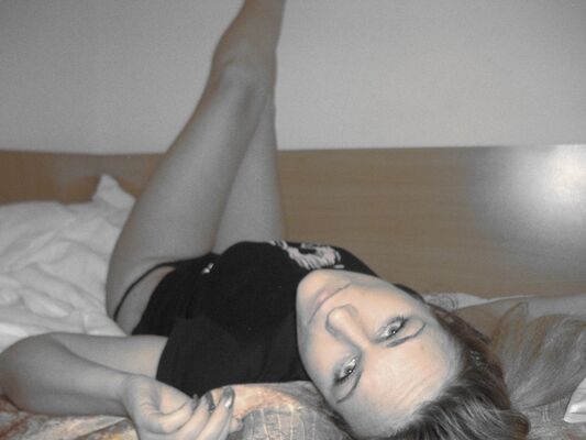  ,   Lulu2006, 47 ,  