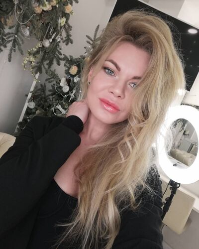  As,   Maria, 34 ,   ,   , 