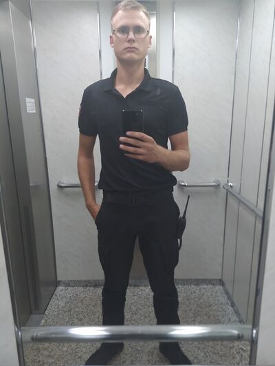  ,   Anton, 28 ,   ,   , c 
