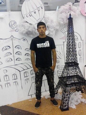  13659464  A N T O N, 29 ,    