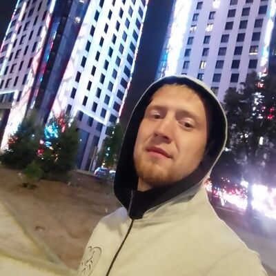  ,   Petr, 32 ,   ,   , c , 