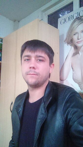  ,   Artem, 33 ,   ,   , c 