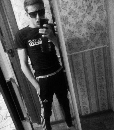  ,   Aleksandr, 25 ,   ,   , c 