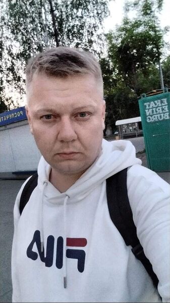  ,   Vitalik, 32 ,   ,   