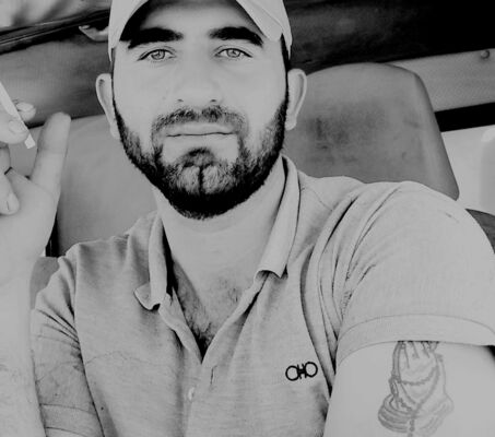  ,   Mos, 32 ,   ,   