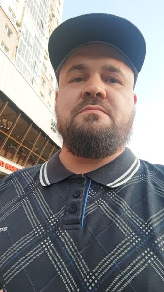  ,   Woody, 35 ,   ,   