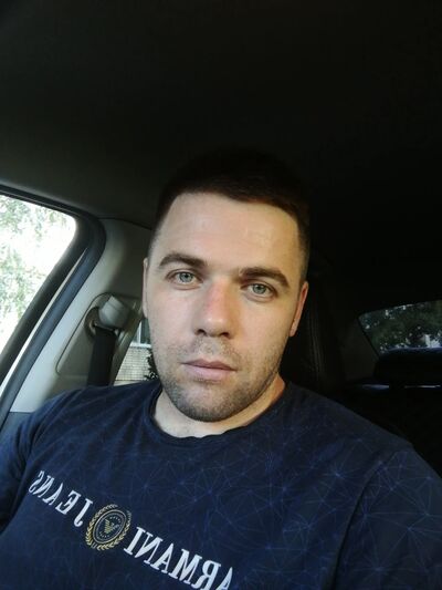  ,   Andres, 33 ,   