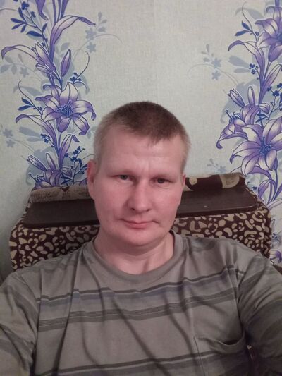 Знакомства Томск, фото мужчины Владимир, 37 лет, познакомится для флирта, любви и романтики