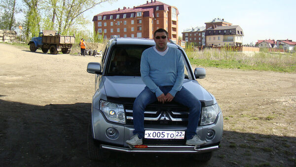  ,   Andrei, 49 ,   c 