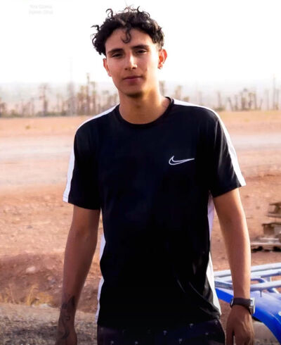  ,   Elvis, 19 ,   ,   