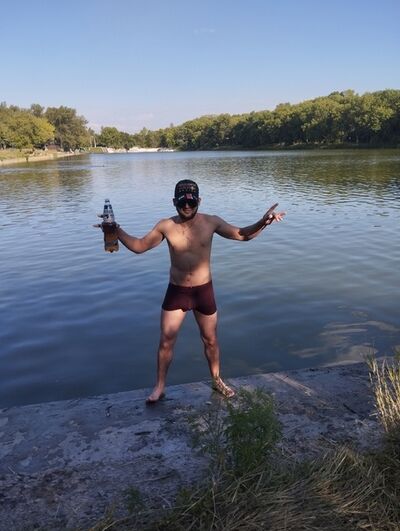  ,   Artyom, 23 ,   ,   