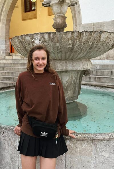  ,   Noja, 19 ,   ,   