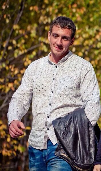  ,   Konstantin, 37 ,   ,   