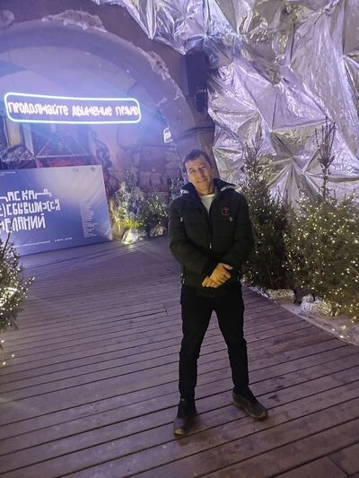  ,   Goran, 43 ,   ,   , c , 