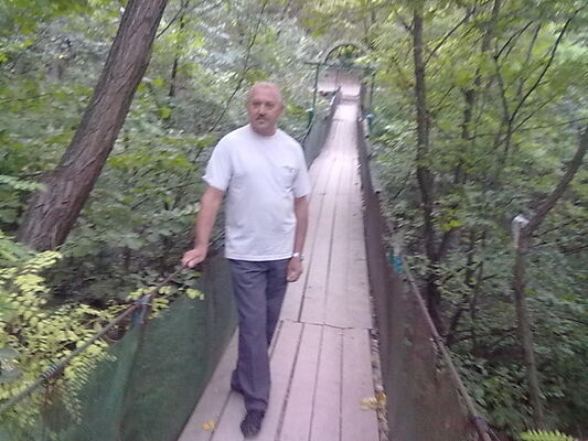  ,   Nikolae, 64 ,   