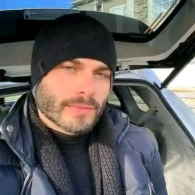  ,   John Willam, 26 ,   ,   , c , 