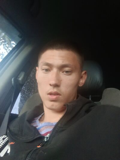  ,   Stas, 19 ,   ,   