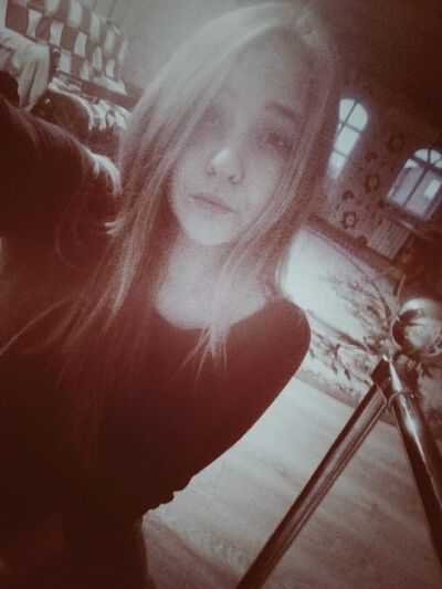  ,   Olga, 25 ,  