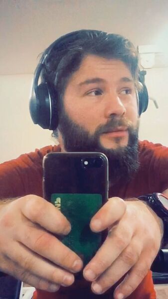  ,   Zaur, 30 ,  