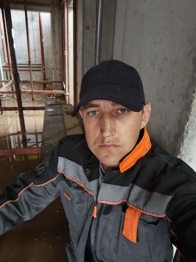   ,   Iwan, 27 ,   ,   , 