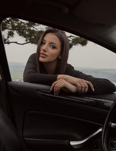  ,   Mariya, 20 ,   ,   