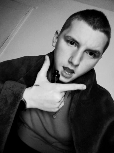  Palais-Bourbon,   Vasile, 23 ,   ,   